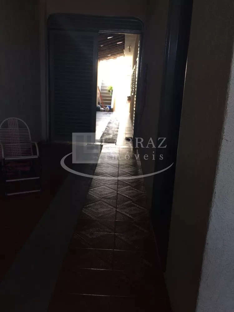 Casa, 3 quartos, 224 m² - Foto 2