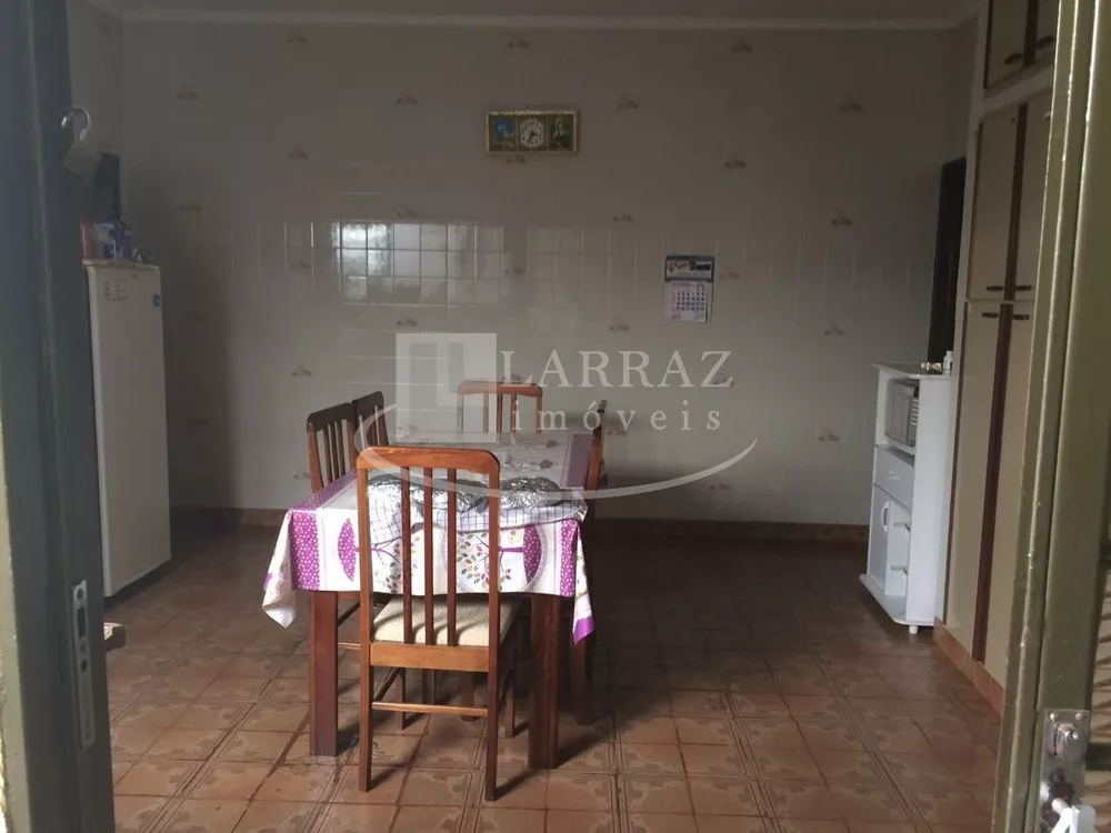 Casa, 3 quartos, 224 m² - Foto 1