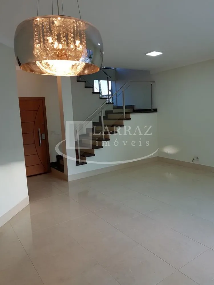 Casa, 3 quartos, 225 m² - Foto 1