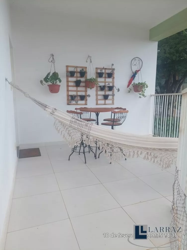 Casa, 3 quartos, 301 m² - Foto 1