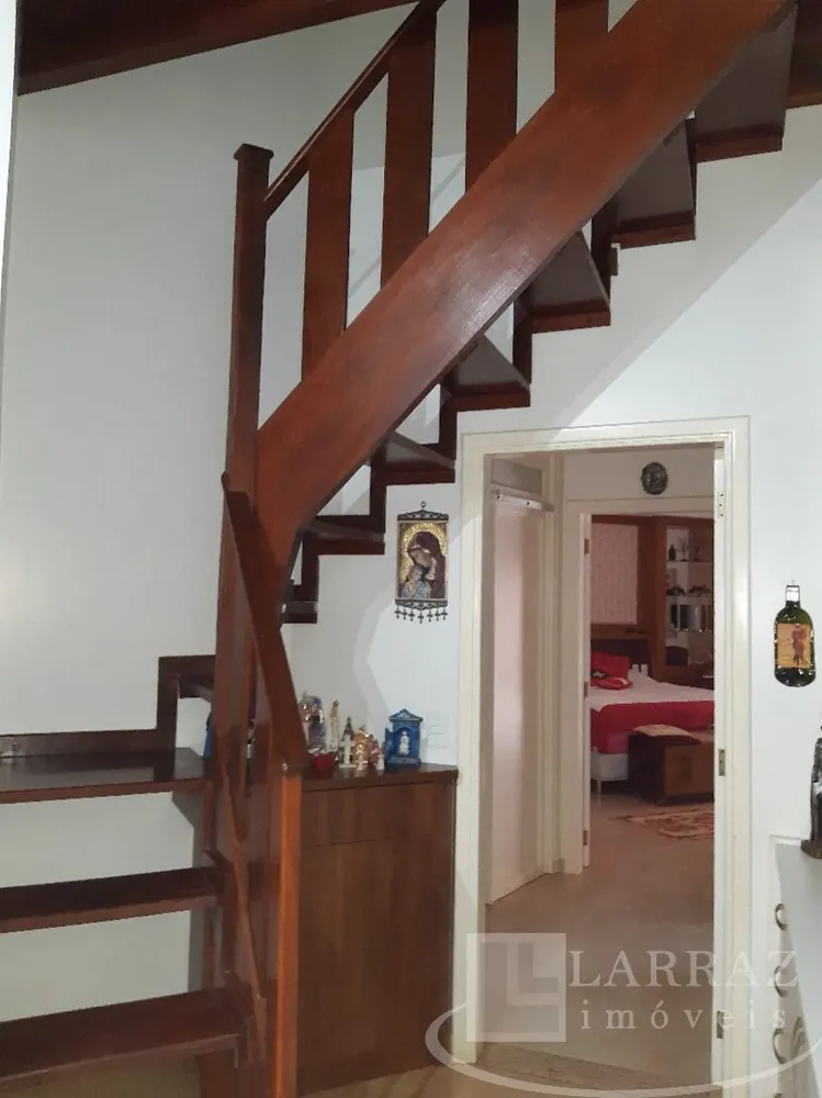 Casa, 5 quartos, 900 m² - Foto 1
