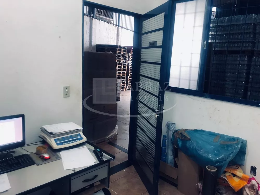 Depósito-Galpão, 2500 m² - Foto 1