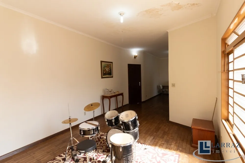Casa, 3 quartos, 175 m² - Foto 1