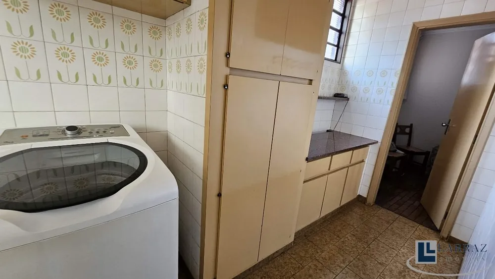 Casa, 3 quartos, 295 m² - Foto 1