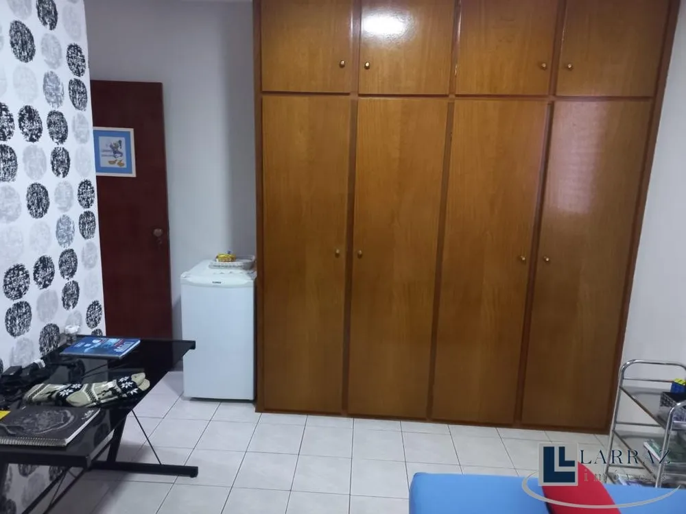 Casa, 3 quartos, 198 m² - Foto 2