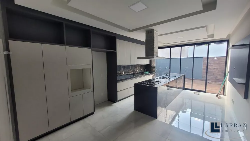 Casa, 3 quartos, 159 m² - Foto 1