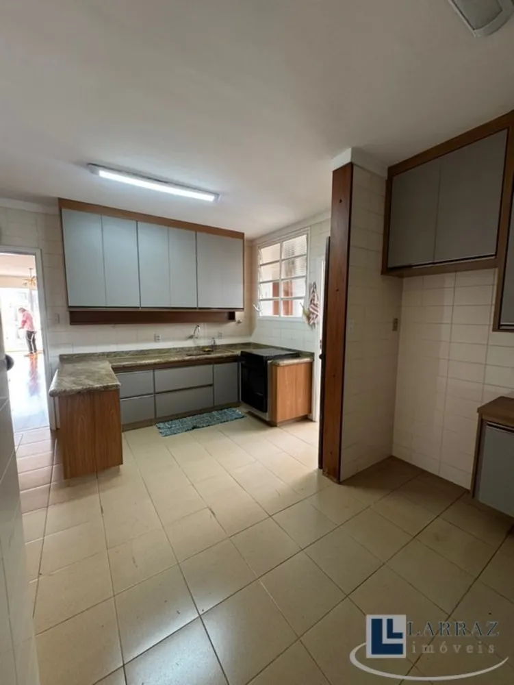 Apartamento, 3 quartos, 134 m² - Foto 2