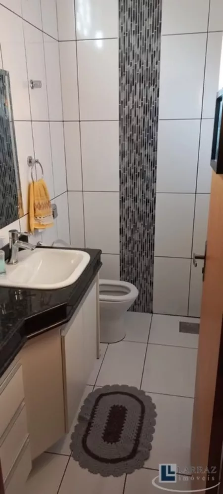 Casa, 3 quartos, 242 m² - Foto 2