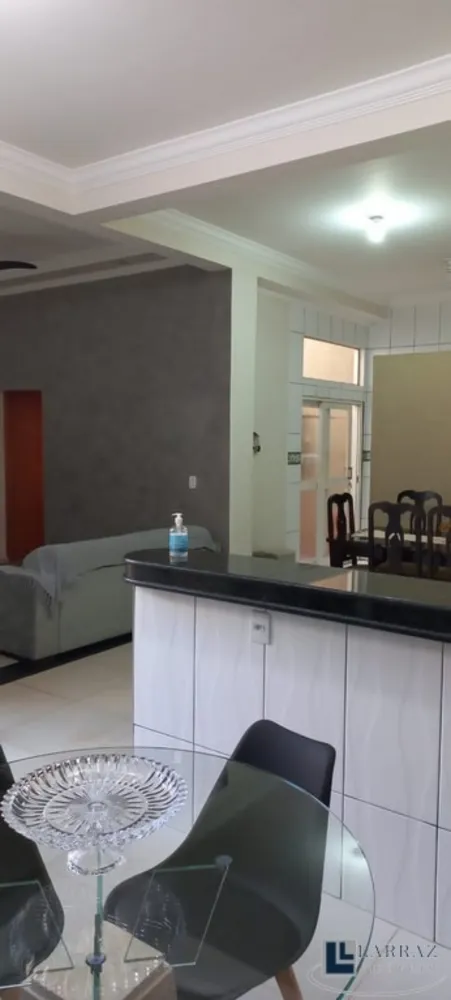 Casa, 3 quartos, 242 m² - Foto 9