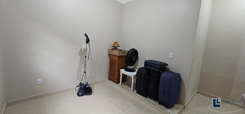 Casa, 3 quartos, 226 m² - Foto 14