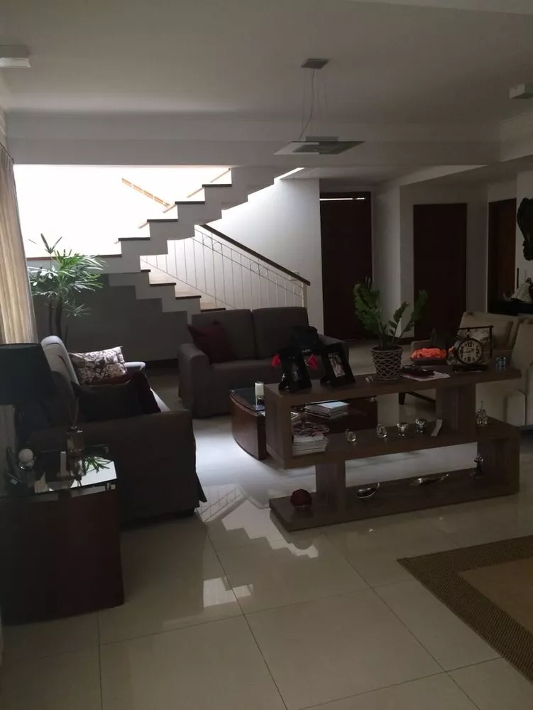Casa, 4 quartos, 365 m² - Foto 11