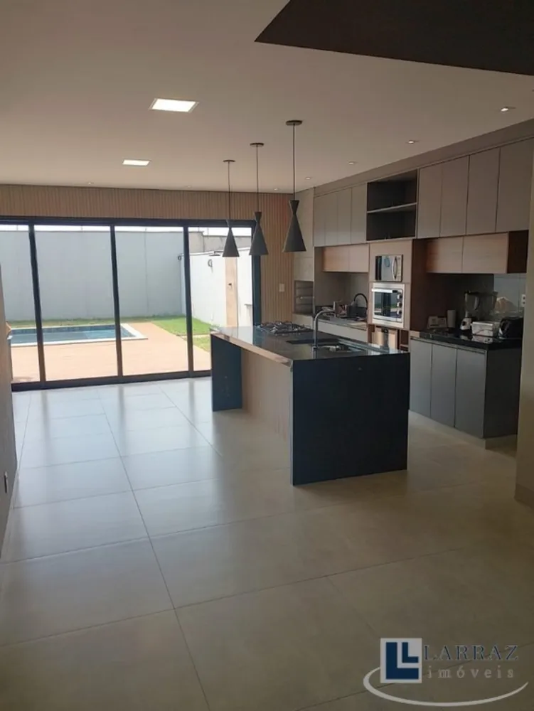 Casa, 4 quartos, 278 m² - Foto 1
