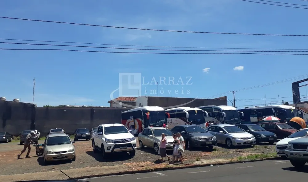Loteamento e Condomínio, 824 m² - Foto 1