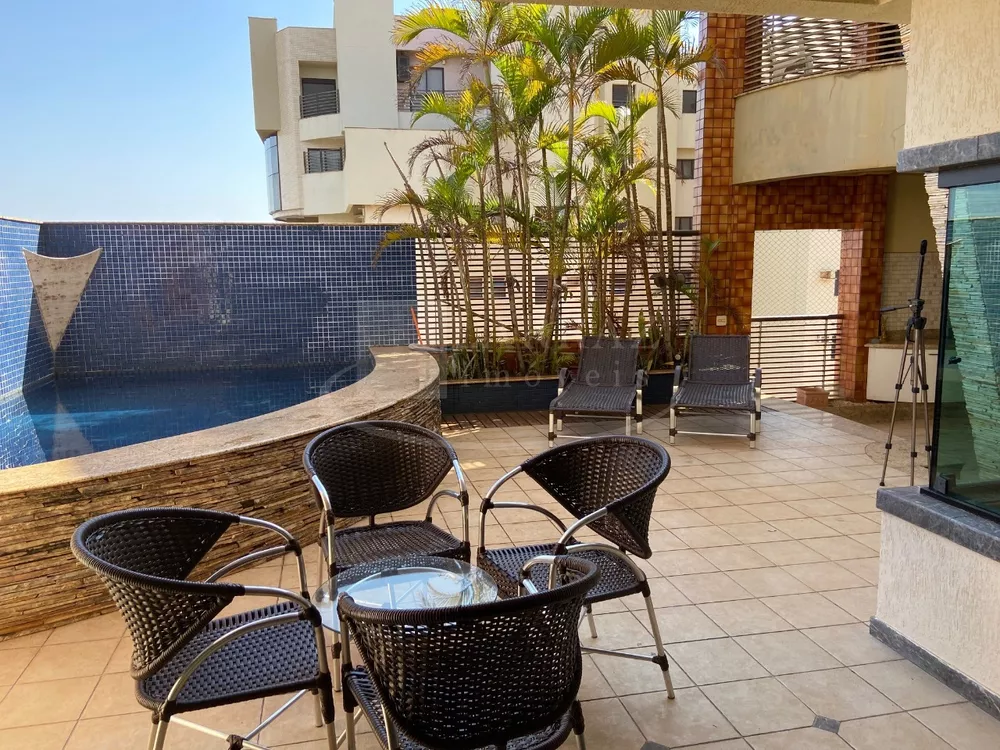 Cobertura, 3 quartos, 261 m² - Foto 2