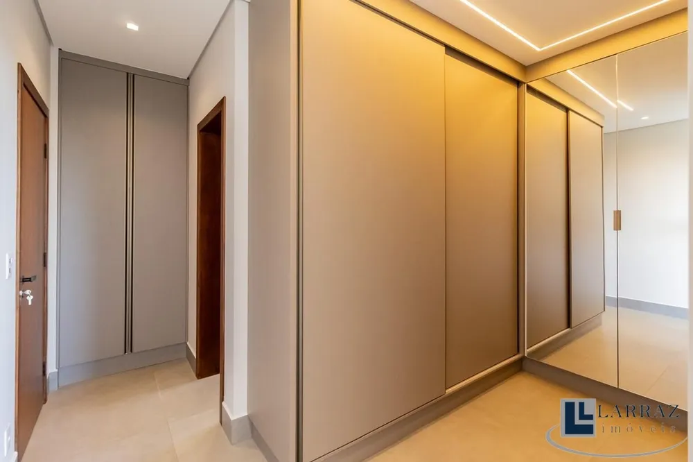 Casa, 4 quartos, 353 m² - Foto 1