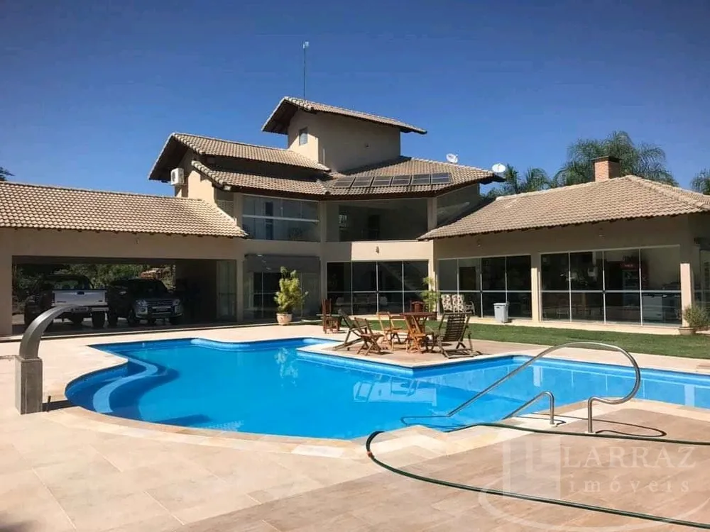 Casa, 4 quartos, 24200 m² - Foto 1