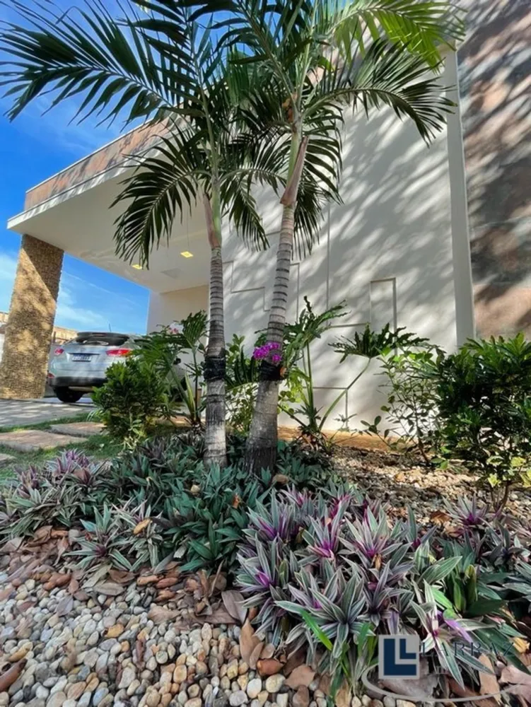 Casa, 3 quartos, 303 m² - Foto 1