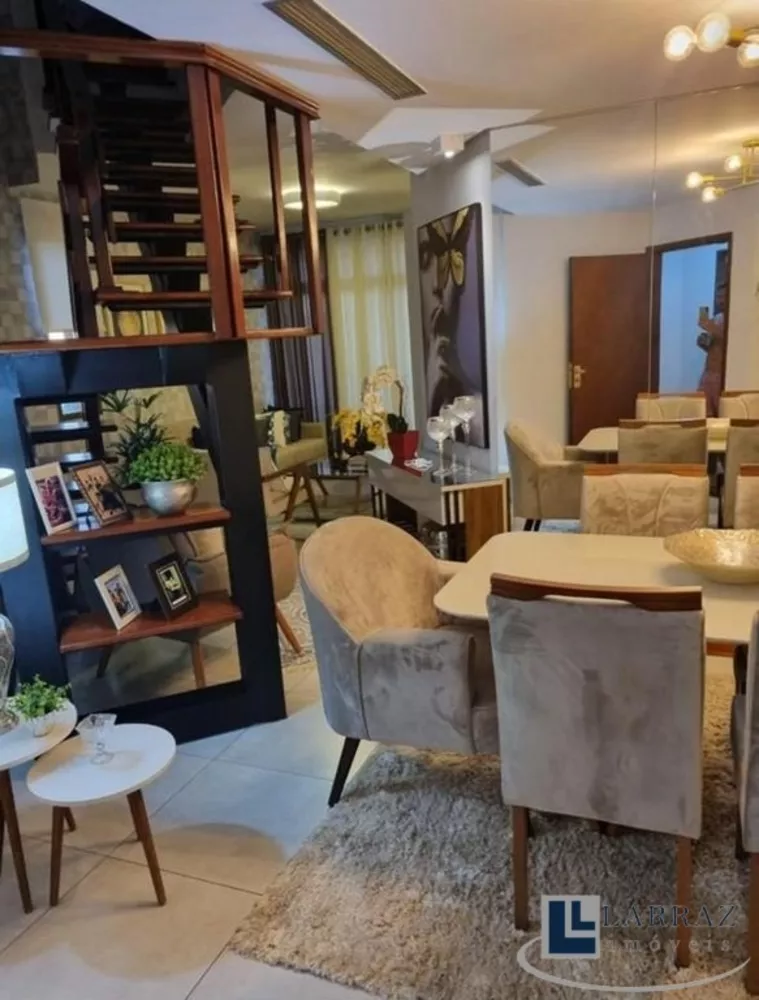Cobertura, 3 quartos, 245 m² - Foto 4
