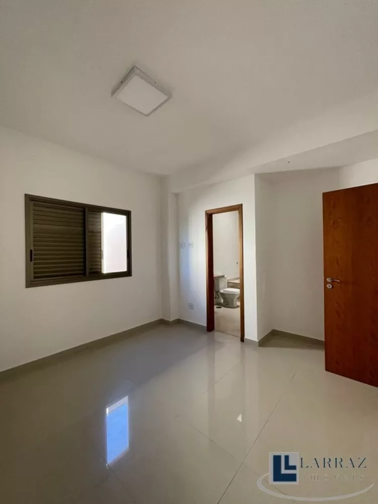 Cobertura, 4 quartos, 221 m² - Foto 3