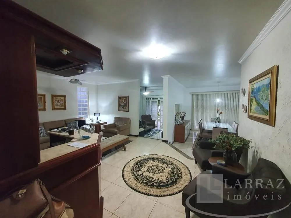 Casa, 4 quartos, 330 m² - Foto 9