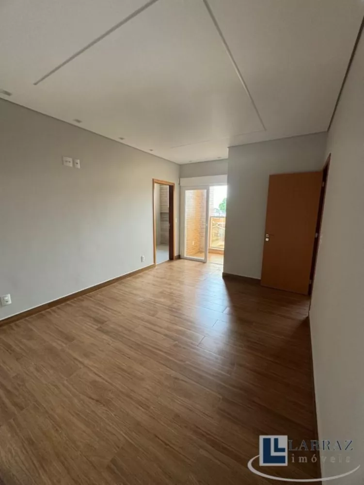 Apartamento, 3 quartos, 161 m² - Foto 2