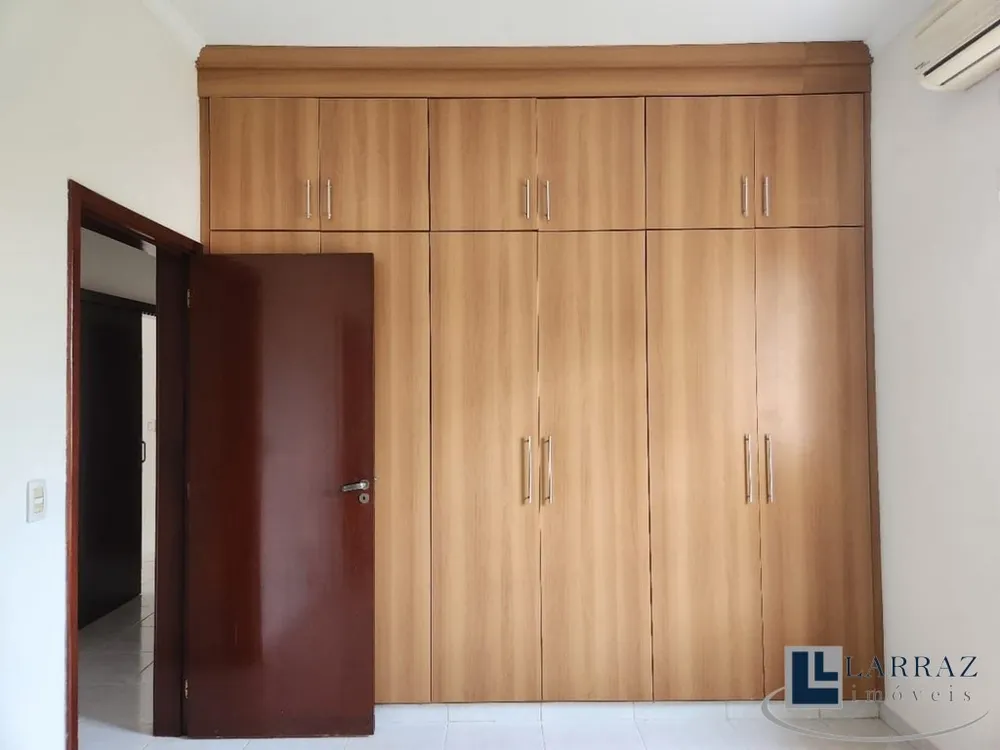 Casa, 4 quartos, 225 m² - Foto 15
