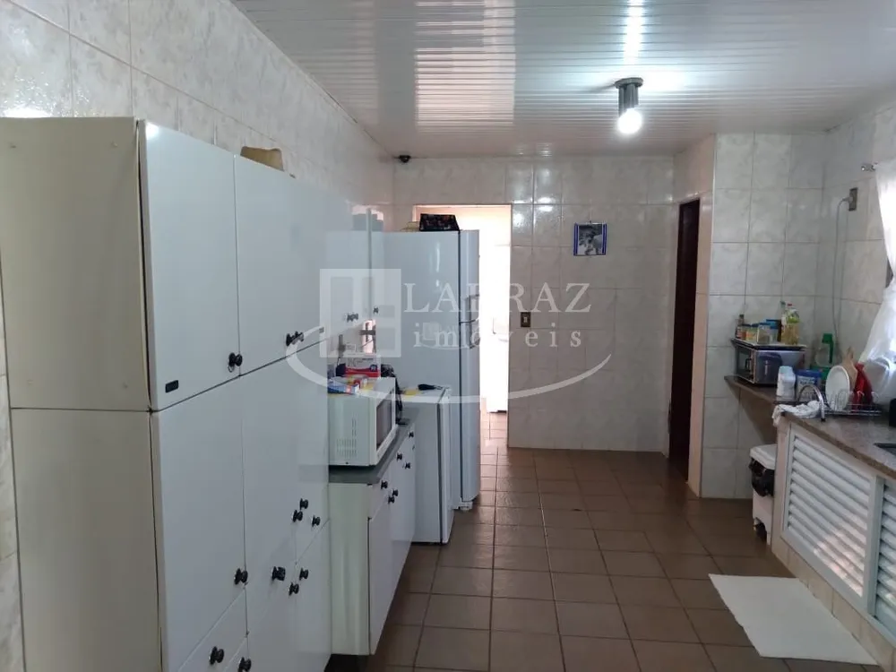 Casa, 3 quartos, 202 m² - Foto 1