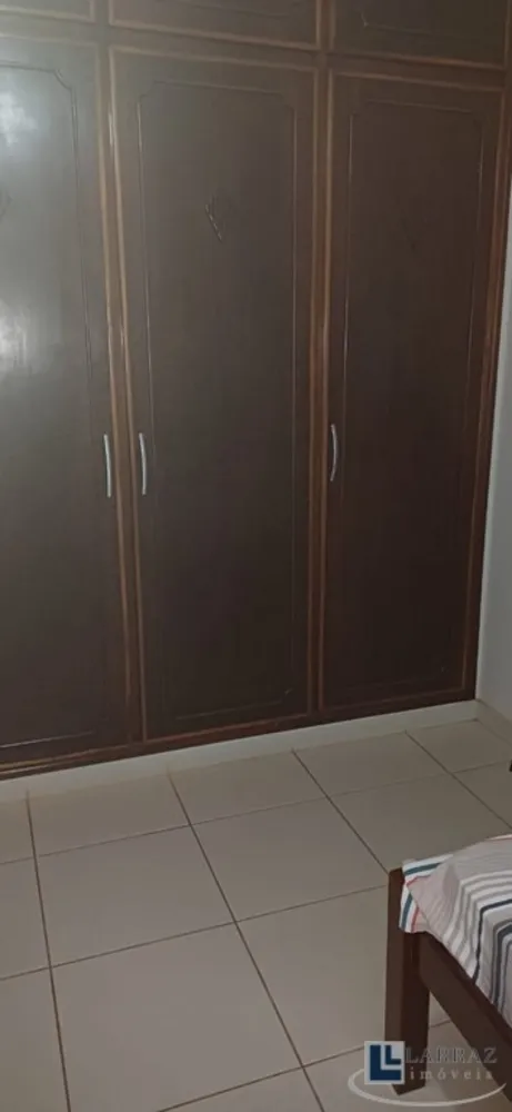 Casa, 3 quartos, 220 m² - Foto 2
