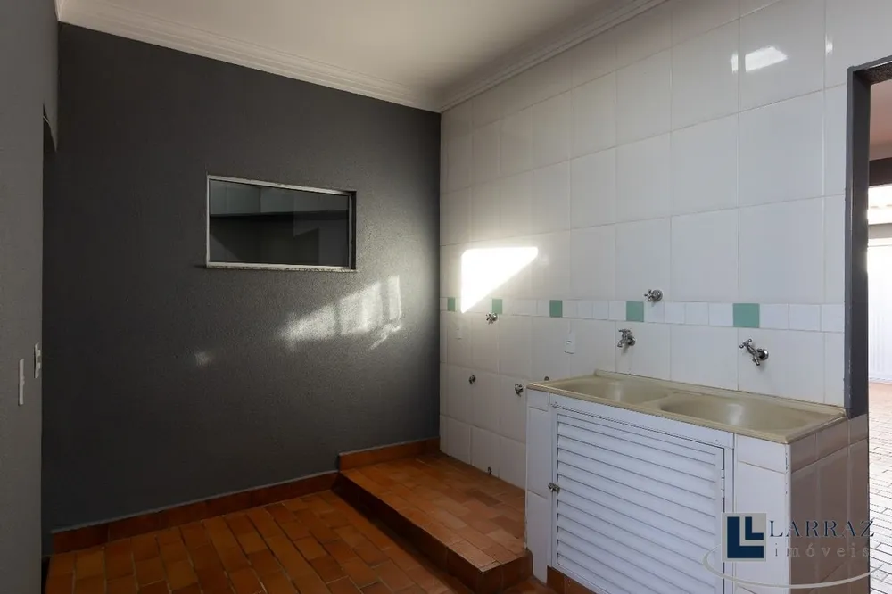 Casa, 3 quartos, 195 m² - Foto 2
