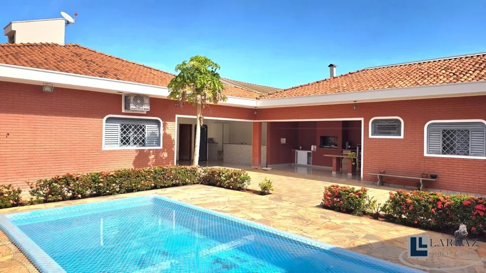 Casa, 3 quartos, 320 m² - Foto 1