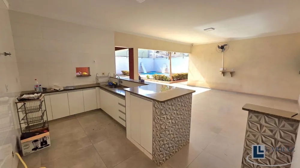 Casa, 3 quartos, 320 m² - Foto 10