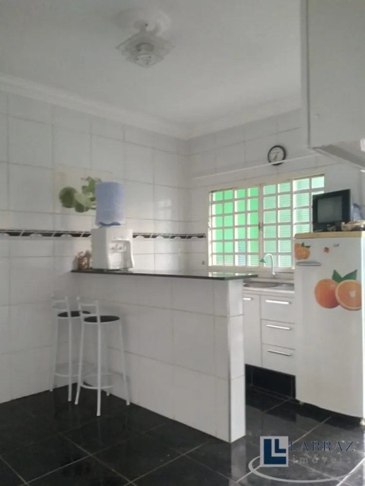 Casa, 2 quartos, 243 m² - Foto 8