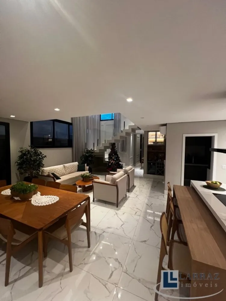 Casa, 3 quartos, 300 m² - Foto 10