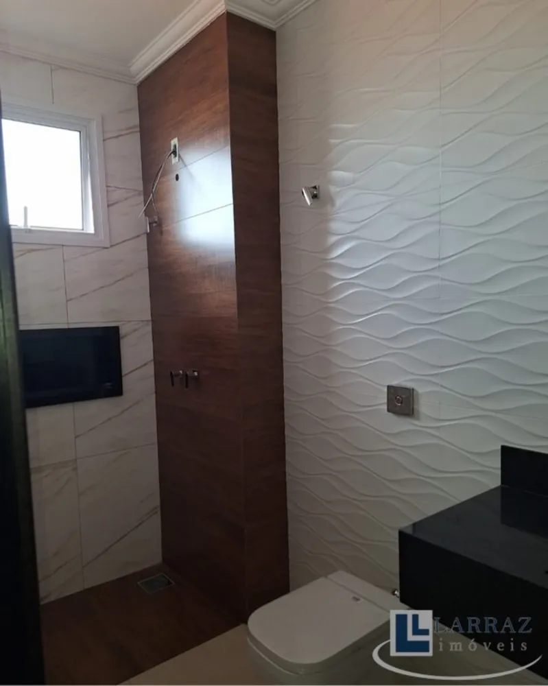 Casa, 4 quartos, 260 m² - Foto 1