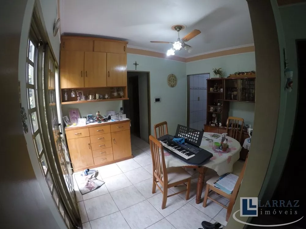 Casa, 3 quartos, 200 m² - Foto 1