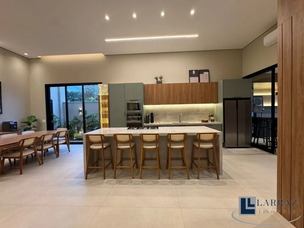 Casa, 3 quartos, 220 m² - Foto 2