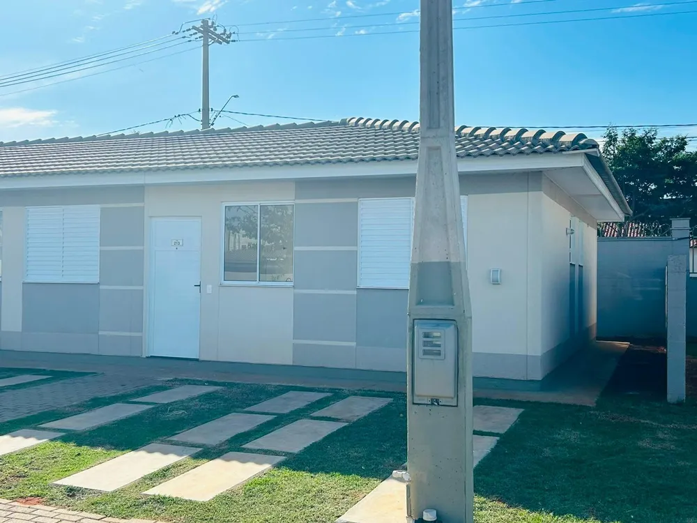 Casa, 2 quartos, 46 m² - Foto 1