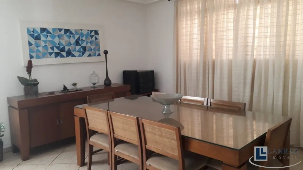Casa, 4 quartos, 294 m² - Foto 3