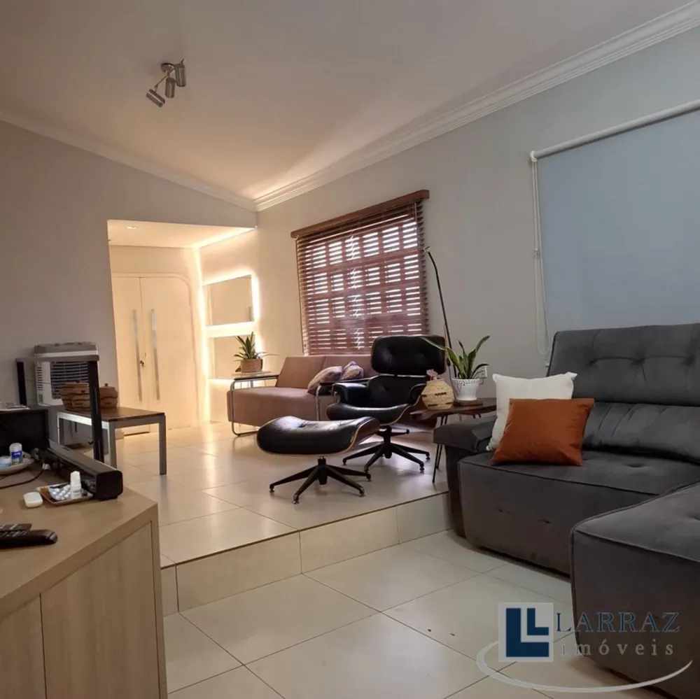 Casa, 3 quartos, 325 m² - Foto 8