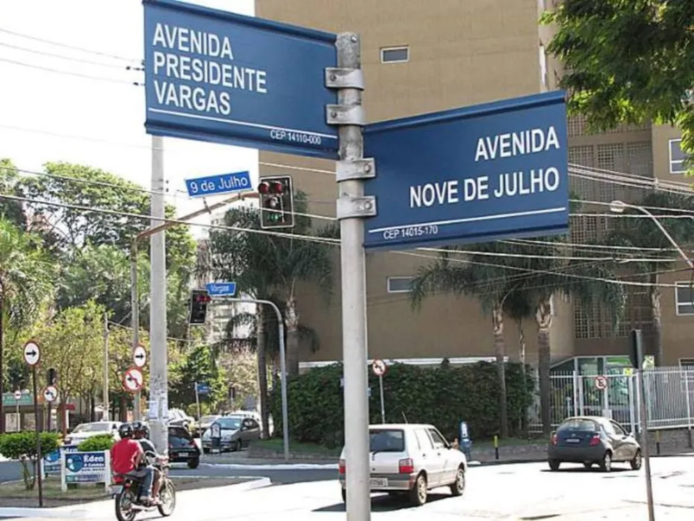 Prédio Inteiro, 700 m² - Foto 1