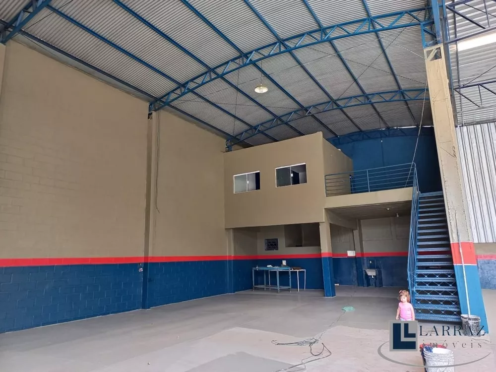 Depósito-Galpão, 680 m² - Foto 1