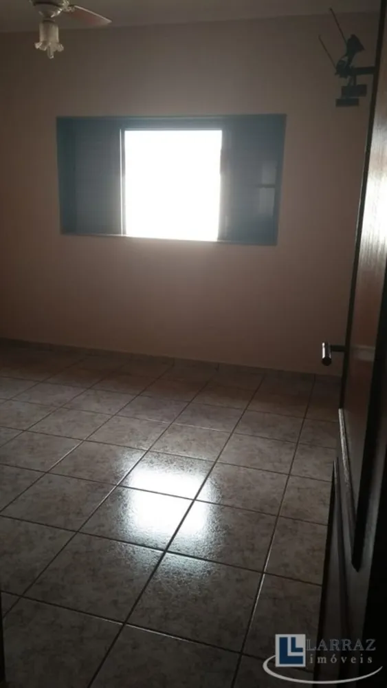 Casa, 3 quartos, 197 m² - Foto 1