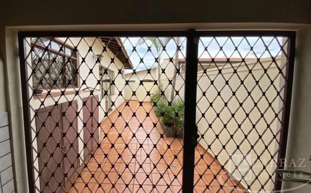 Casa, 3 quartos, 356 m² - Foto 1
