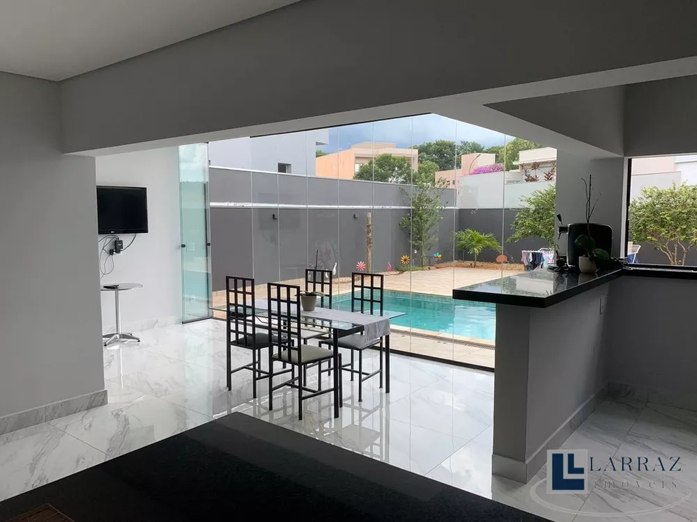 Casa, 3 quartos, 207 m² - Foto 12