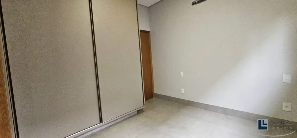 Casa, 3 quartos, 192 m² - Foto 2