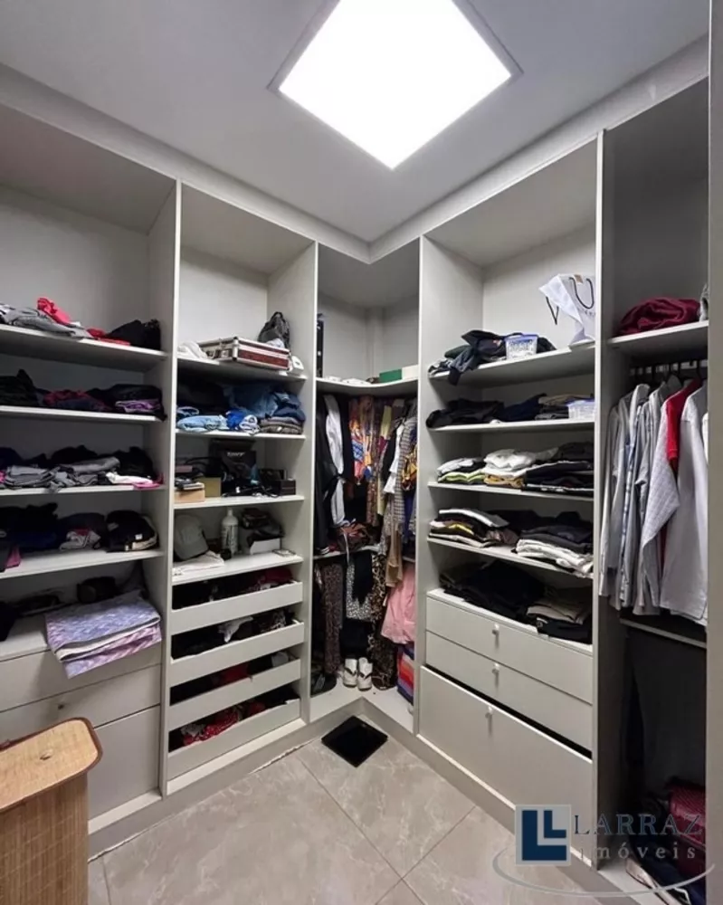 Casa, 3 quartos, 218 m² - Foto 4
