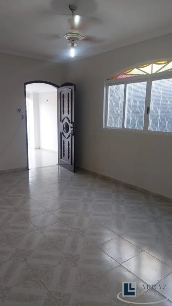 Casa, 3 quartos, 163 m² - Foto 2