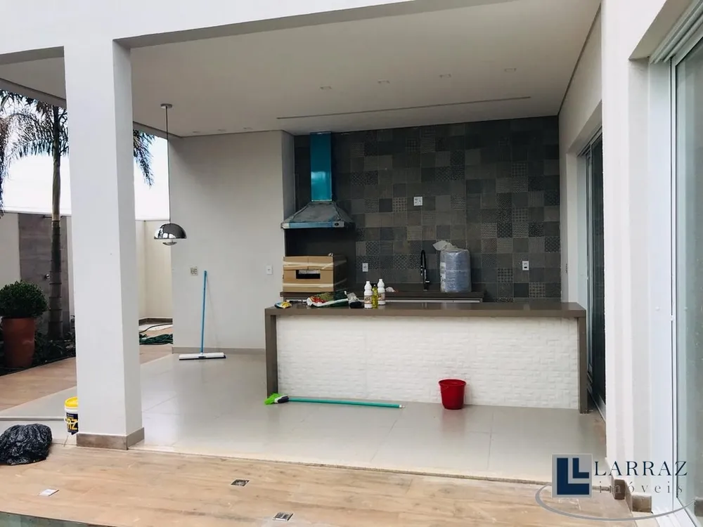 Casa, 3 quartos, 284 m² - Foto 10