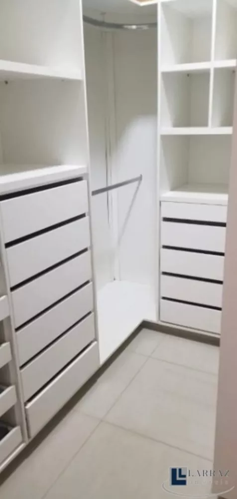 Casa, 4 quartos, 207 m² - Foto 4