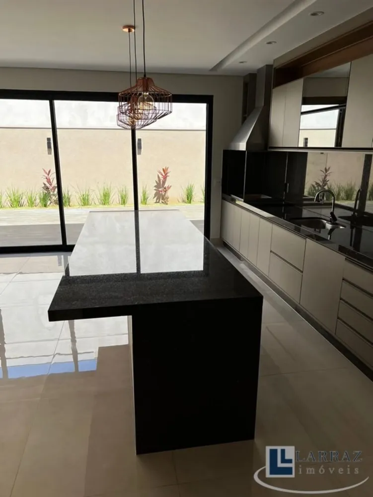 Casa, 3 quartos, 216 m² - Foto 8